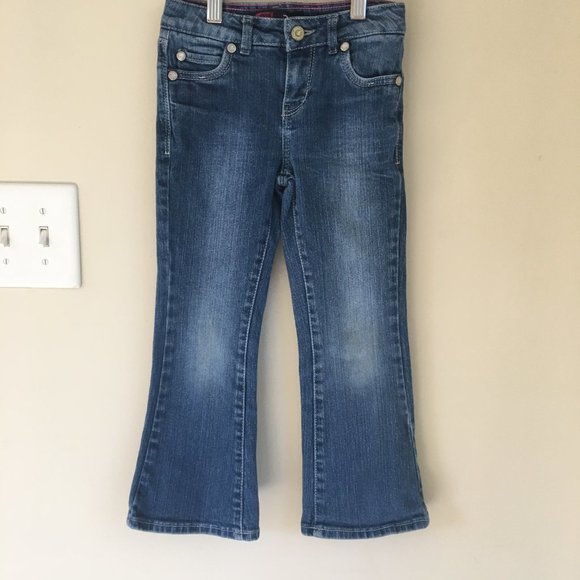 Levi's Other - Levi's Girls' Flare Jeans, Medium Blue Wash, Size 5